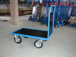 plošinový vozík 
